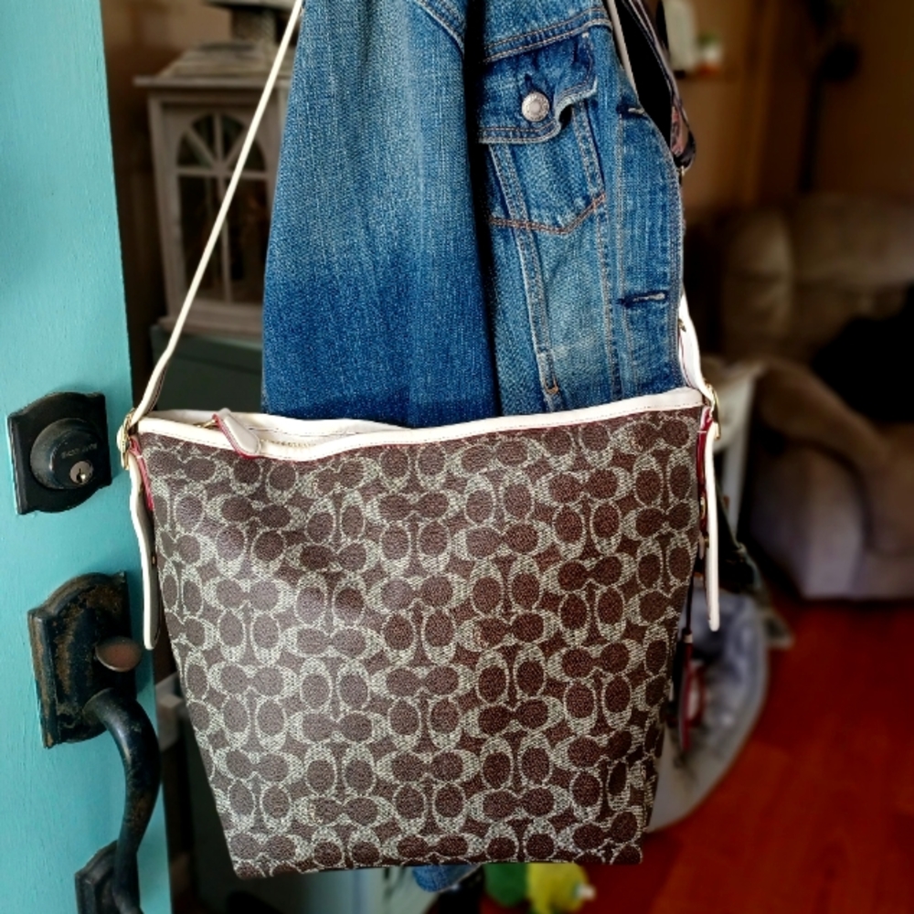 Coach brown and white shoulder bag